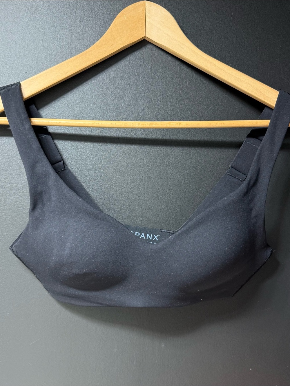 New Women's SPANX 50474r Black Low Impact Sports Bra Size XS
